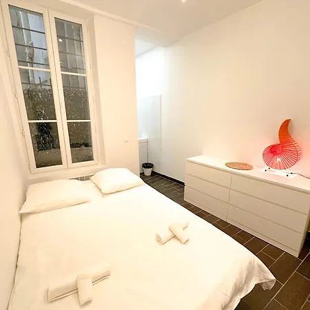 Apartment De De *